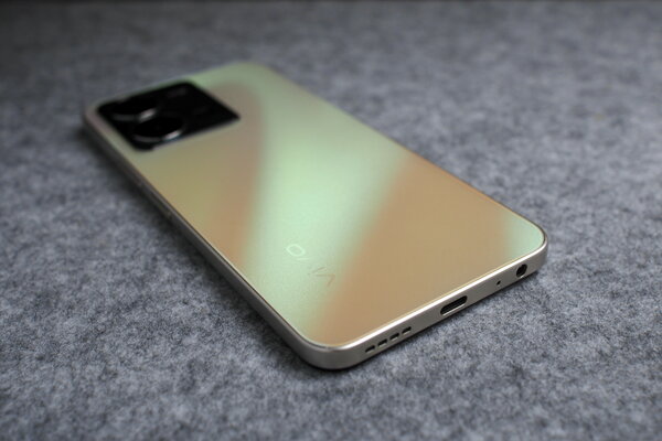 Обзор Vivo Y35 — заявка на лучшую модель в своей ценовой категории