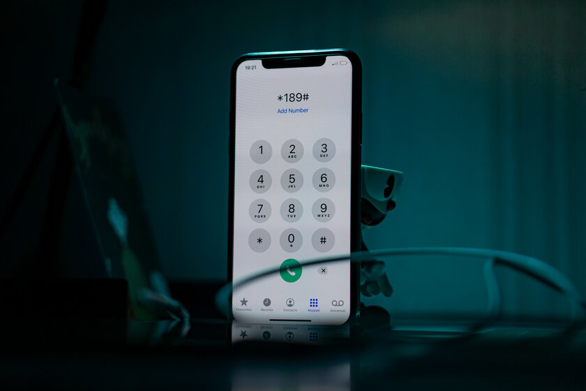 Как проверить и отключить платные услуги Tele2: 3 действенных способа — Через номеронабиратель телефона. 1