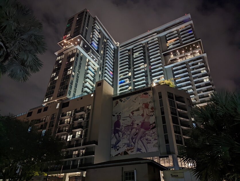 Топ телефонов с хорошей камерой в 2023: любой конкурирует с фотоаппаратами — Google Pixel 6 Pro — 53 190 рублей. 8