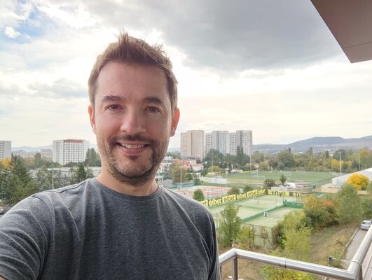 Обзор Xiaomi 12T Pro: камера на 200 Мп удивляет, но нужна ли она? — Камеры. 90
