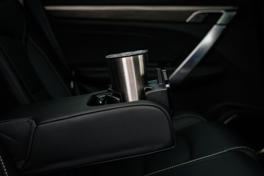 Если хочется Volvo, но без переплаты: тест-драйв Geely Atlas Pro — Встреча. 22