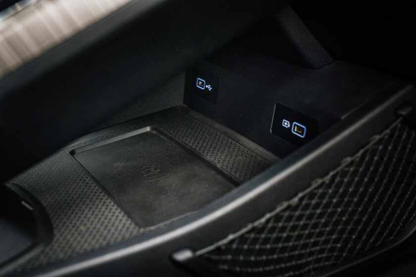 Если хочется Volvo, но без переплаты: тест-драйв Geely Atlas Pro — Встреча. 32