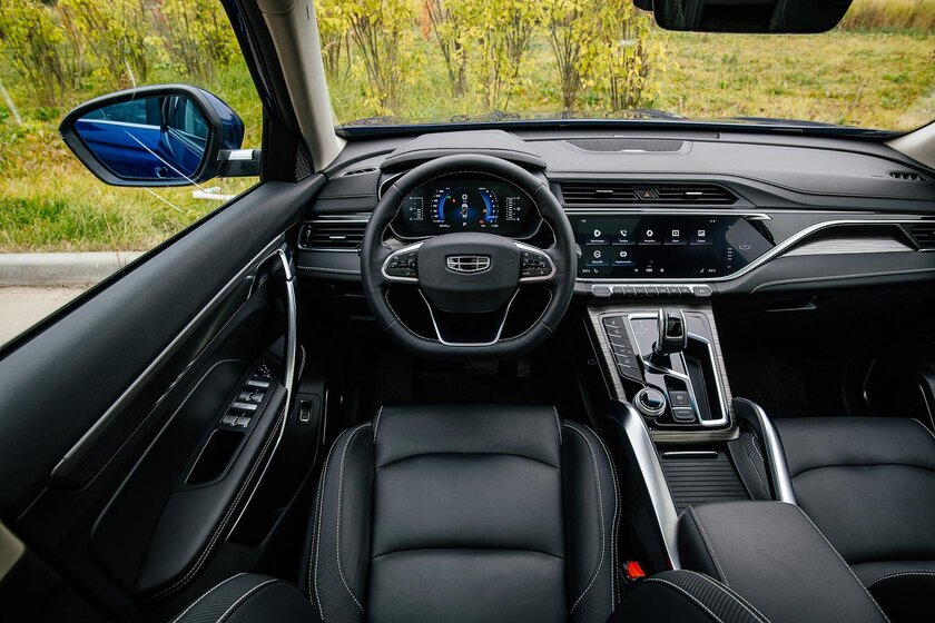 Если хочется Volvo, но без переплаты: тест-драйв Geely Atlas Pro — Встреча. 25