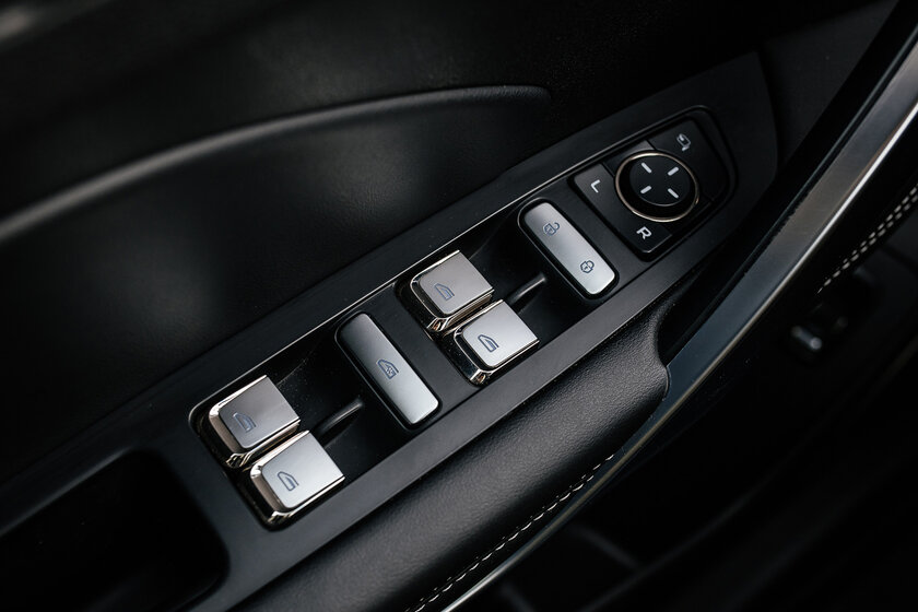 Если хочется Volvo, но без переплаты: тест-драйв Geely Atlas Pro — Встреча. 27