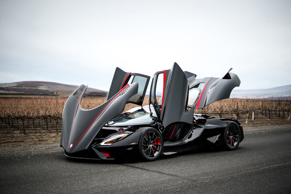 10 самых быстрых серийных автомобилей. 400 км/час не предел