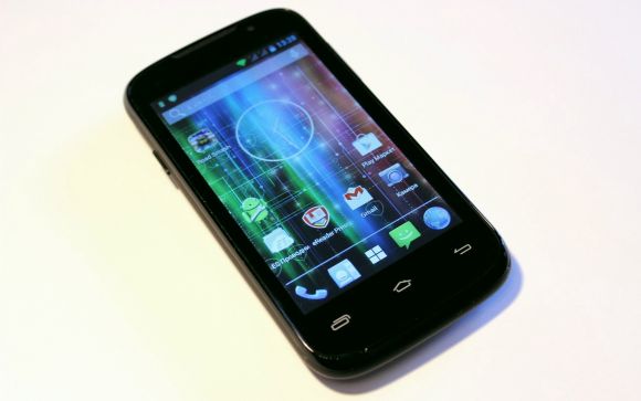 Обзор Prestigio MultiPhone 3400 DUO