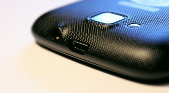 Обзор Prestigio MultiPhone 3400 DUO