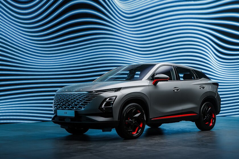 В России представили стильный кроссовер Omoda C5: с шикарным салоном и адекватной ценой