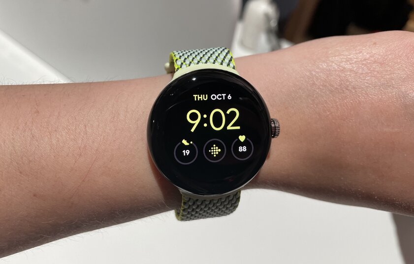 Обзор Pixel Watch: первые часы Google, от которых ждали революцию