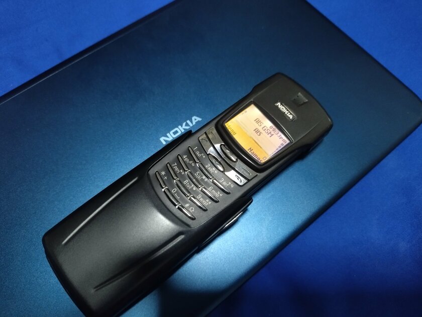 Об этих телефонах Nokia мечтали наши родители. Сейчас таких не делают