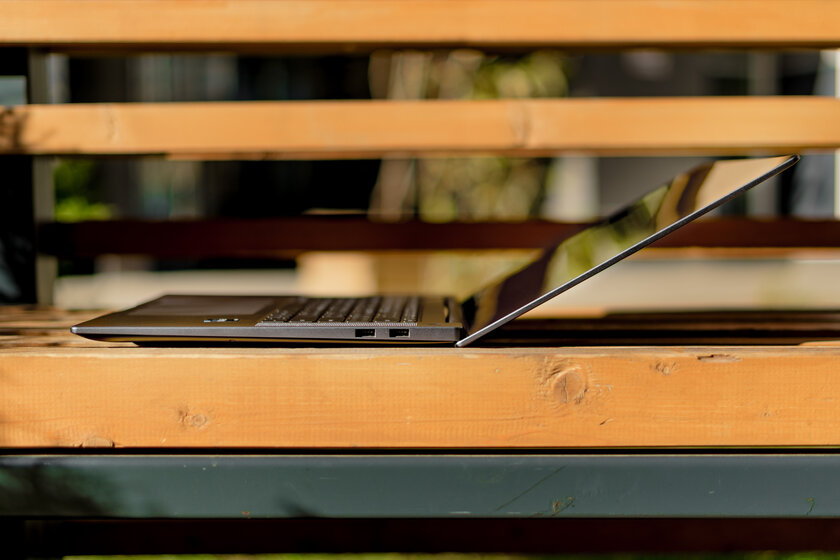 Ноутбук с соотношением сторон 3:2 — это удобно? Тестирую HUAWEI MateBook 16s — Внешний вид и эргономика. 4