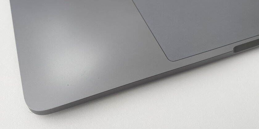 Я глупил и не обращал внимание на эти нюансы ноутбуков. После покупки страдал