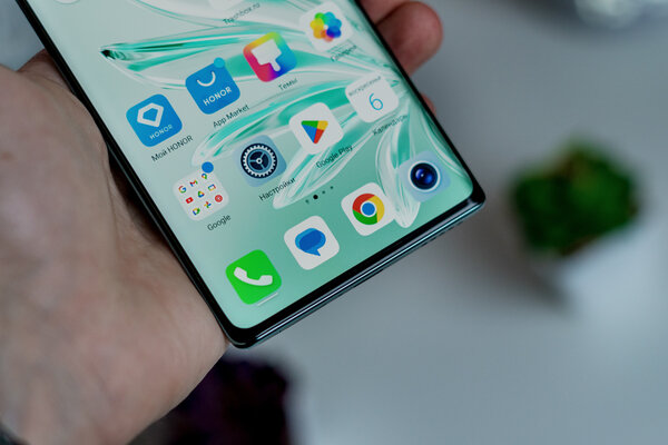 Обзор HONOR 70: сервисы Google, мощный процессор и надёжная начинка — Экран. 4