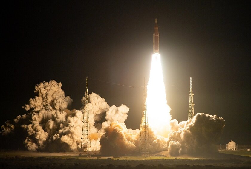 Высадке на Луну быть: NASA успешно запустила космический корабль Orion