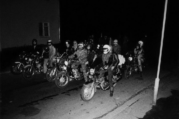 Почему в СССР мотоциклы были популярнее автомобилей. Причин много