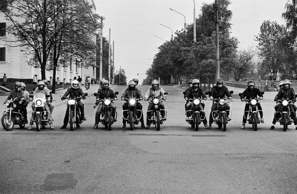 Почему в СССР мотоциклы были популярнее автомобилей. Причин много