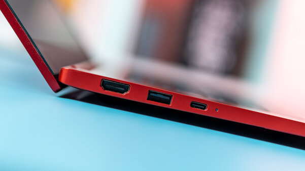 Обзор Infinix InBook X2 Plus: доступная замена домашнему ПК — Время работы и разъёмы. 3