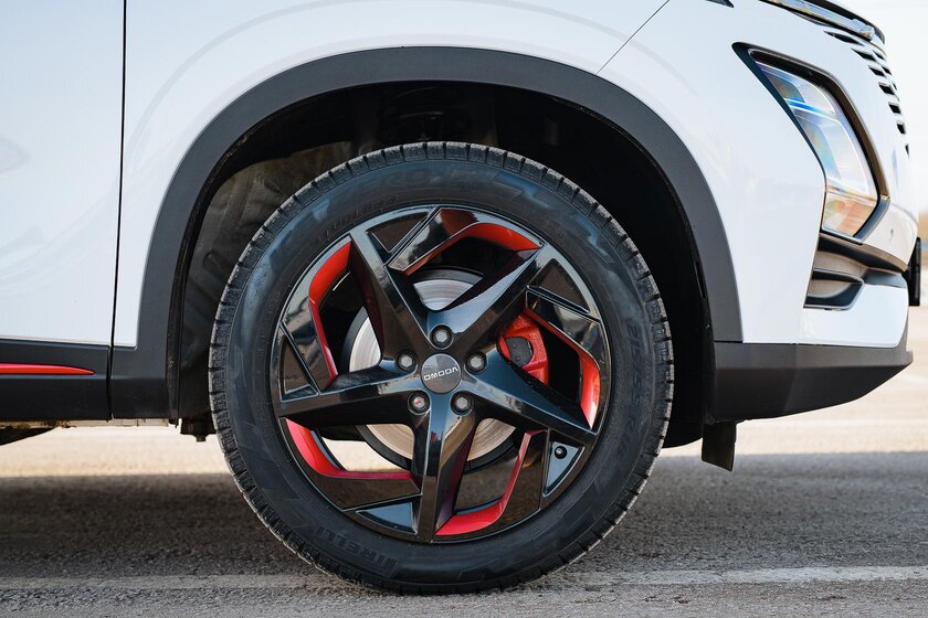 Что из себя представляет суббренд Chery в России? Обзор OMODA C5