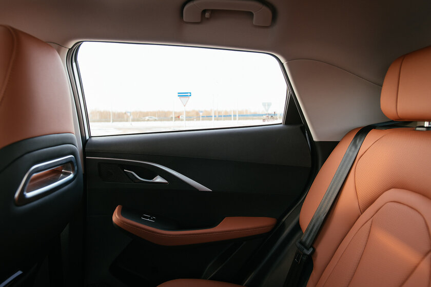 Что из себя представляет суббренд Chery в России? Обзор OMODA C5