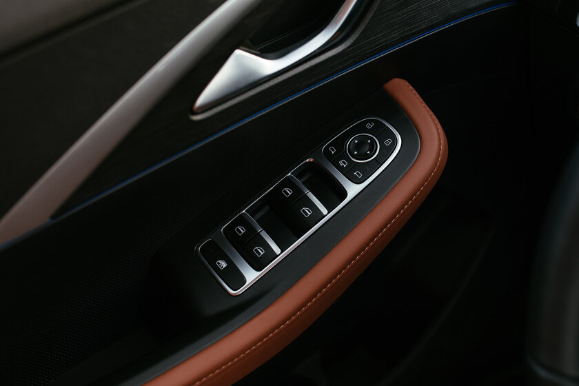 Что из себя представляет суббренд Chery в России? Обзор OMODA C5