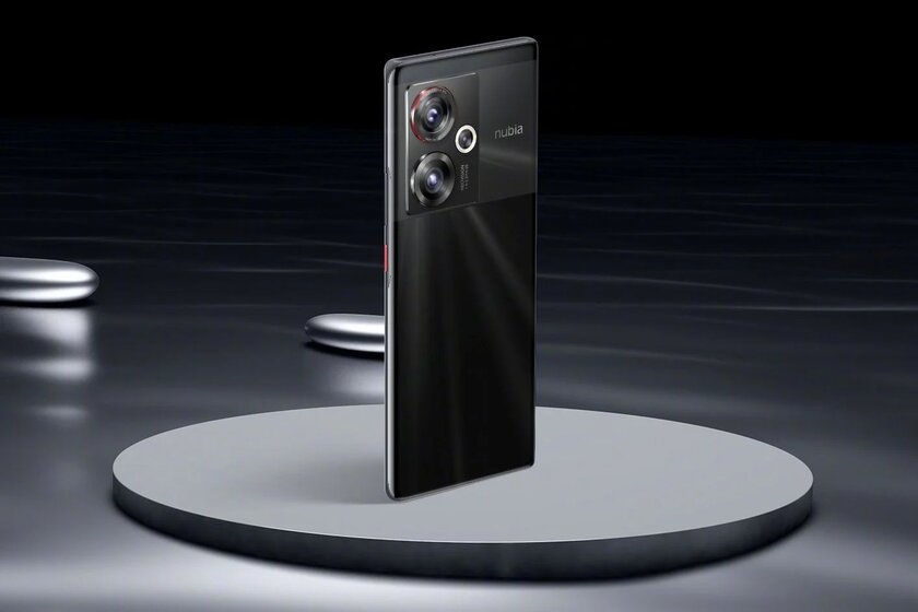 ZTE выпустила Nubia Z50 на базе Snapdragon 8 Gen 2 и с дисплеем на 144 Гц