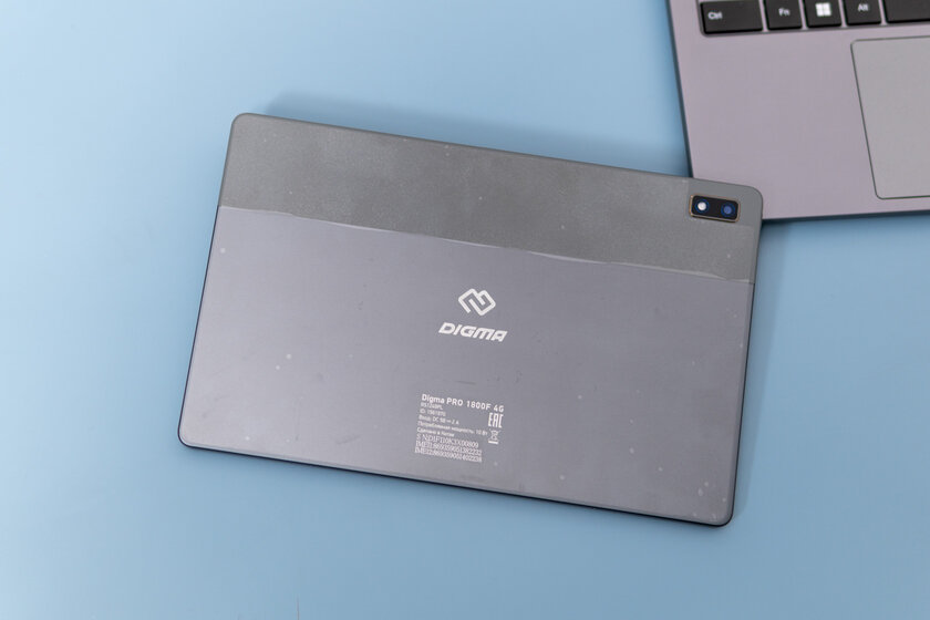Нашёл отличный планшет для фильмов без завышенной цены. Обзор Digma PRO 1800F 4G Tiger — Внешний вид. 1