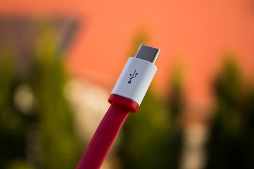 USB4 всего на 80 см! Какие ограничения длины USB-кабелей и почему они есть