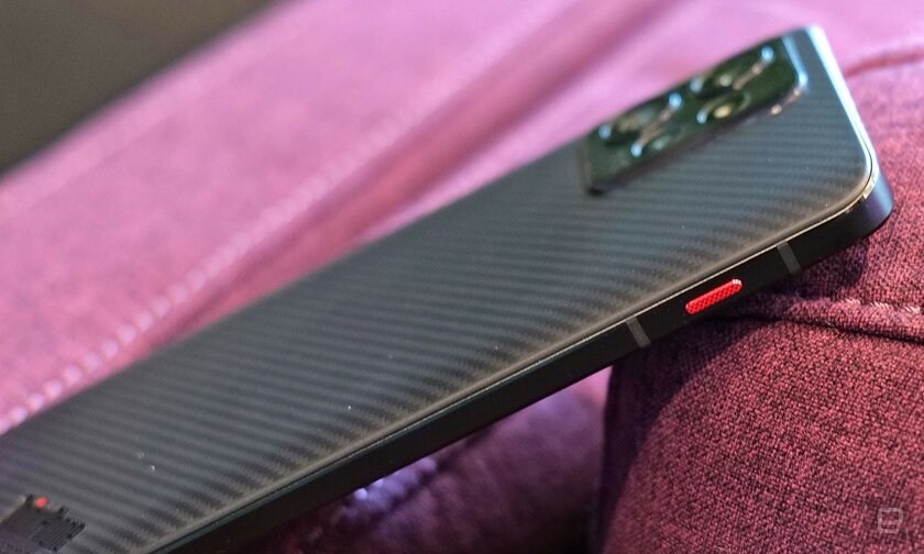 У Lenovo появился ThinkPhone — флагманский смартфон с прицелом на бизнес