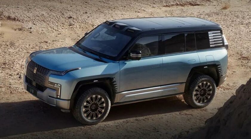 BYD представила премиальный внедорожник: с IP68, разгоном до сотни за 3 секунды и полным приводом