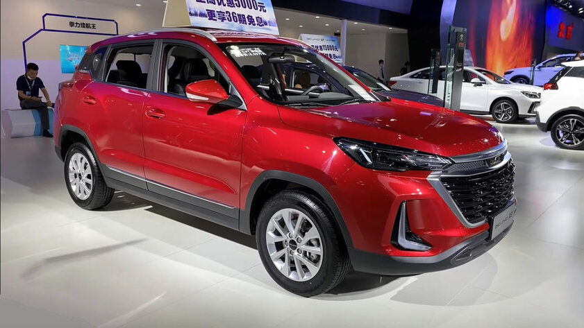 СМИ: Автотор будет производить в России кроссоверы BAIC. Их уже собирают в Калининграде