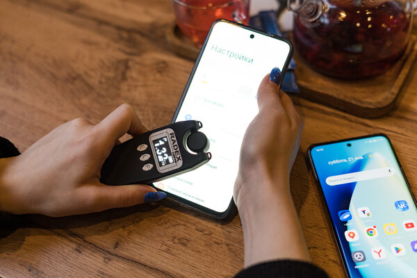 Нашёл недорогие смартфоны, не уступающие даже флагманам. Тестирую Realme 10 Pro и Pro+