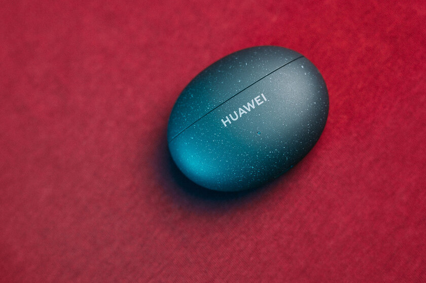 Обзор Huawei FreeBuds 5i: отличный выбор для всех, кроме аудиофилов — Технические характеристики. 1