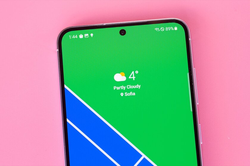 Все не любят, а мне понравился — и вам понравится. Обзор Samsung Galaxy S23 — Дисплей. 2