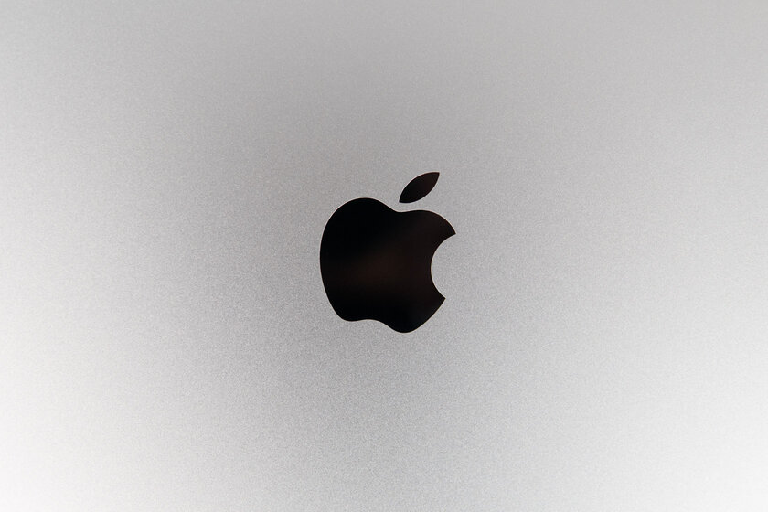 Всегда не любил Apple, но пришлось купить MacBook. Почему и что из этого вышло — честно и без прикрас