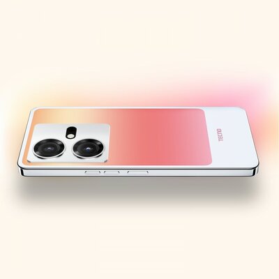 Это надо видеть: Tecno показала технологию, меняющую цвет смартфона без светодиодов