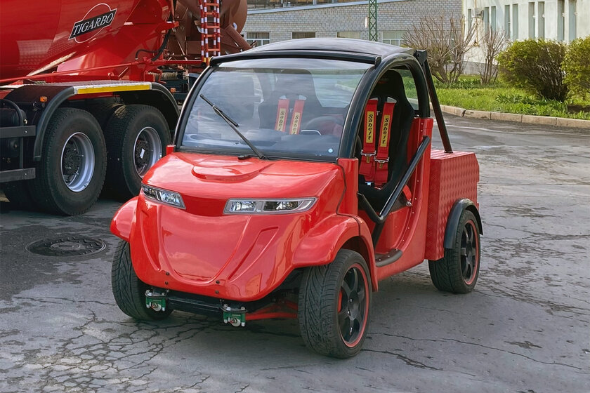 В России создали миниатюрный спортивный электрокар Elecar Tigarbo GT-B. Для чего он нужен?
