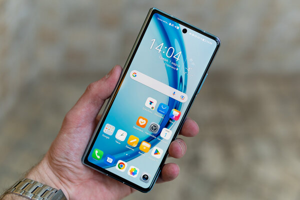 Насколько складной смартфон удобен в 2023 году? Знакомлюсь с HONOR Magic Vs