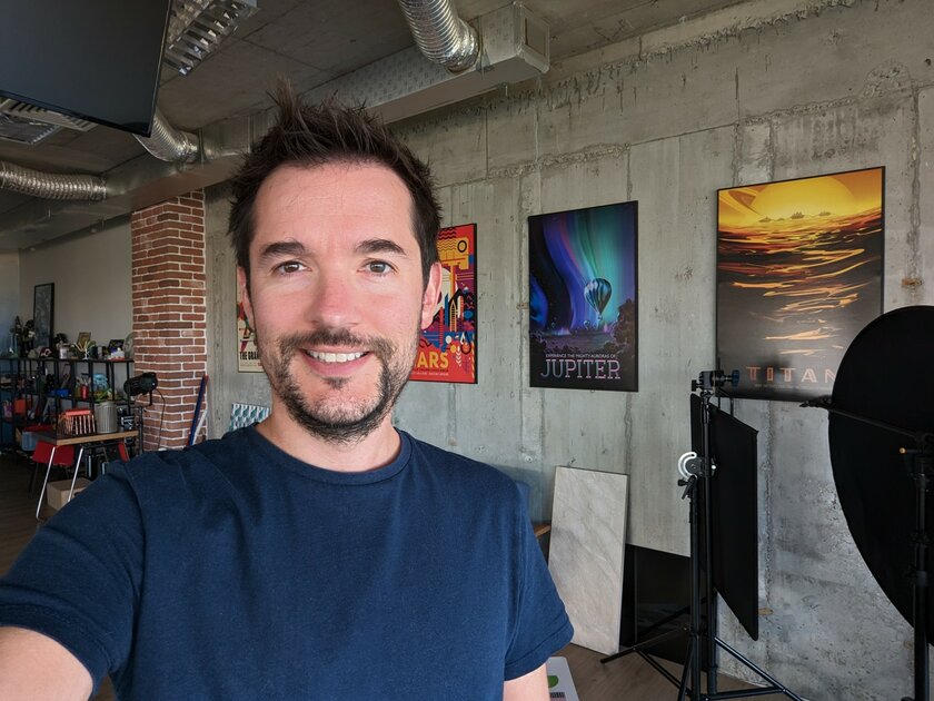 Топ телефонов с хорошей камерой в 2023: любой конкурирует с фотоаппаратами — Google Pixel 7 Pro — 69 800 рублей. 24