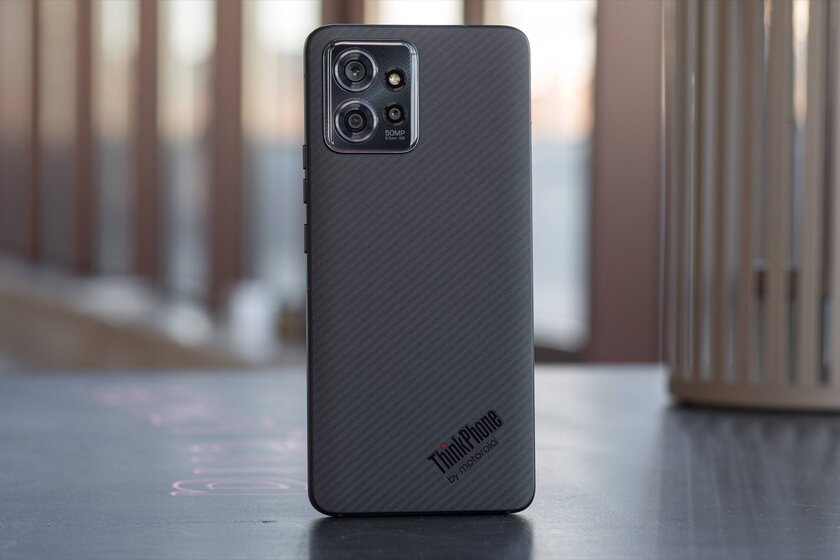 Обзор ThinkPhone: реинкарнация ThinkPad в обличии смартфона? — Отзыв. 1
