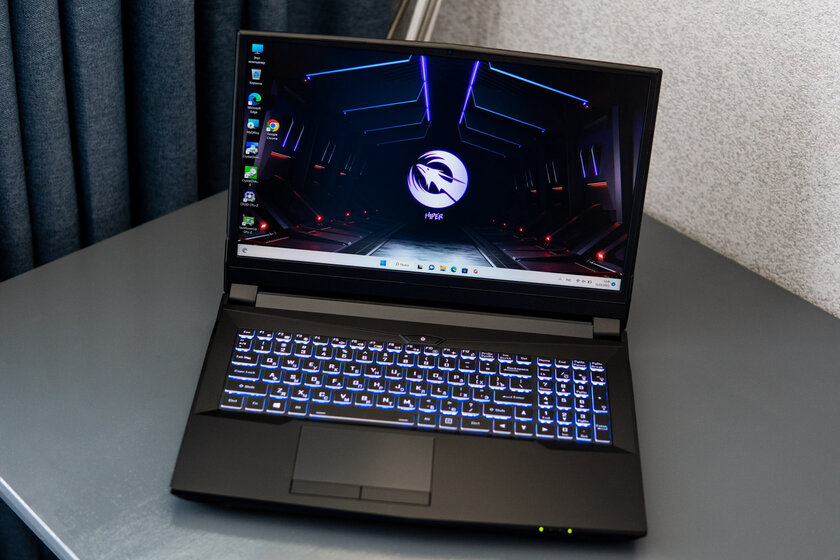 Настольный Intel внутри ноутбука. Обзор HIPER Gaming G16 — Дизайн и эргономика. 1