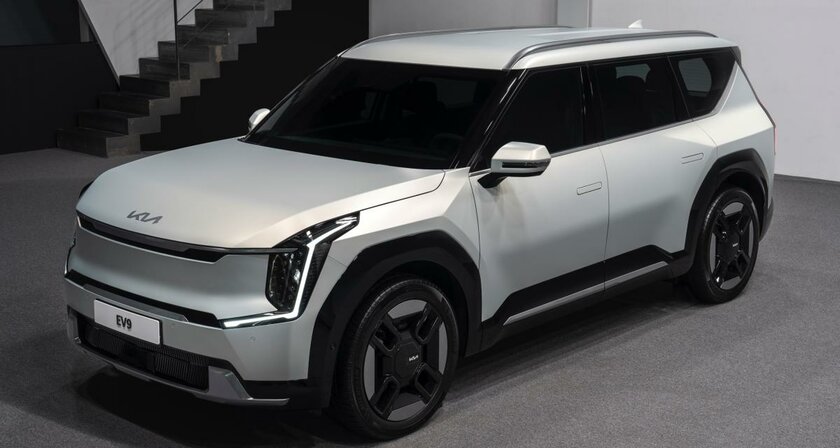 Kia представила флагманский электрокар: с необычным кузовом и очень комфортным салоном