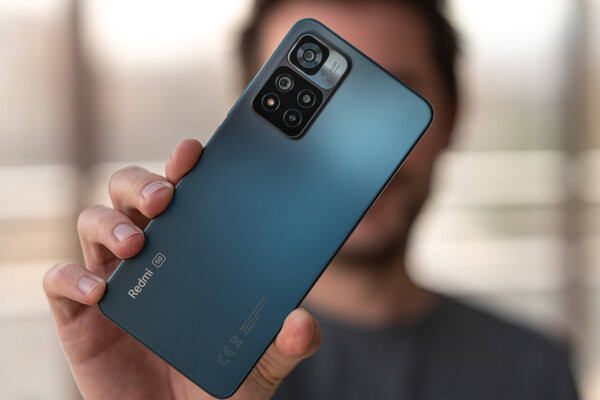 Рейтинг лучших смартфонов до 25 000 рублей: какой купить в апреле 2023 — 3. Xiaomi Redmi Note 11 Pro 5G (8/128 ГБ). 1