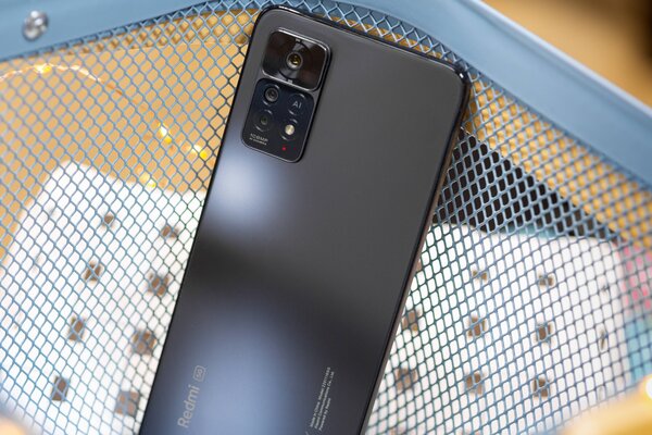 Рейтинг лучших смартфонов до 25 000 рублей: какой купить в апреле 2023 — 3. Xiaomi Redmi Note 11 Pro 5G (8/128 ГБ). 2