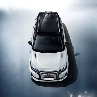На российском рынке появился Changan СS95 — крупный кроссовер за 4 млн рублей