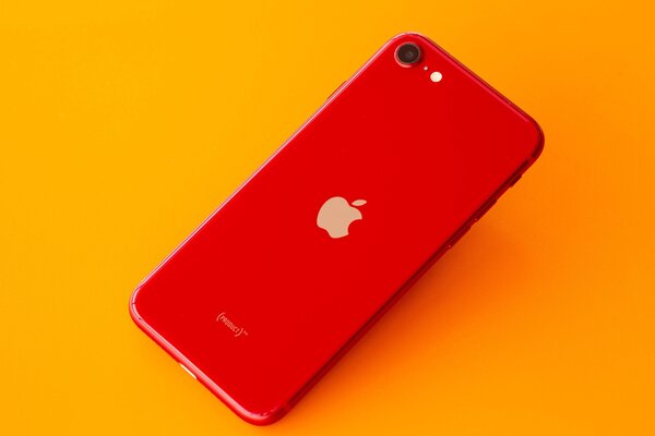 Рейтинг лучших смартфонов до 40 000 рублей: какой купить в апреле 2023 — 5. iPhone SE 2022 (64 ГБ). 2