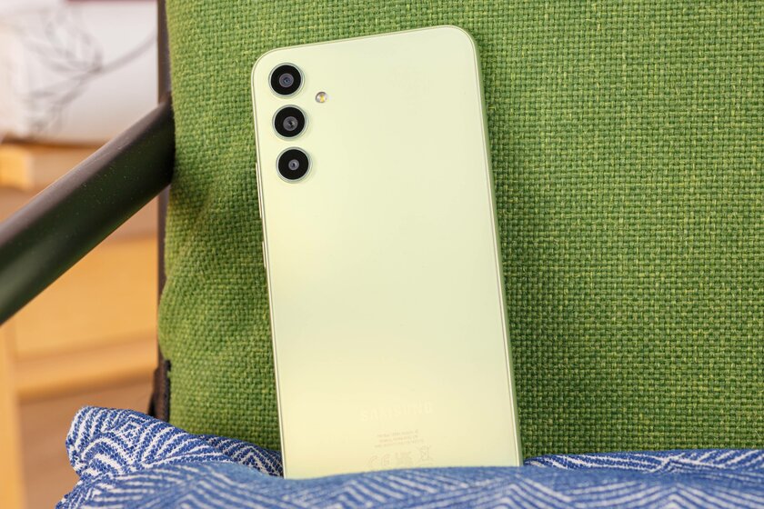 Забудьте о «китайцах» — Samsung переизобрела формулу бюджетного смартфона. Обзор Galaxy A34