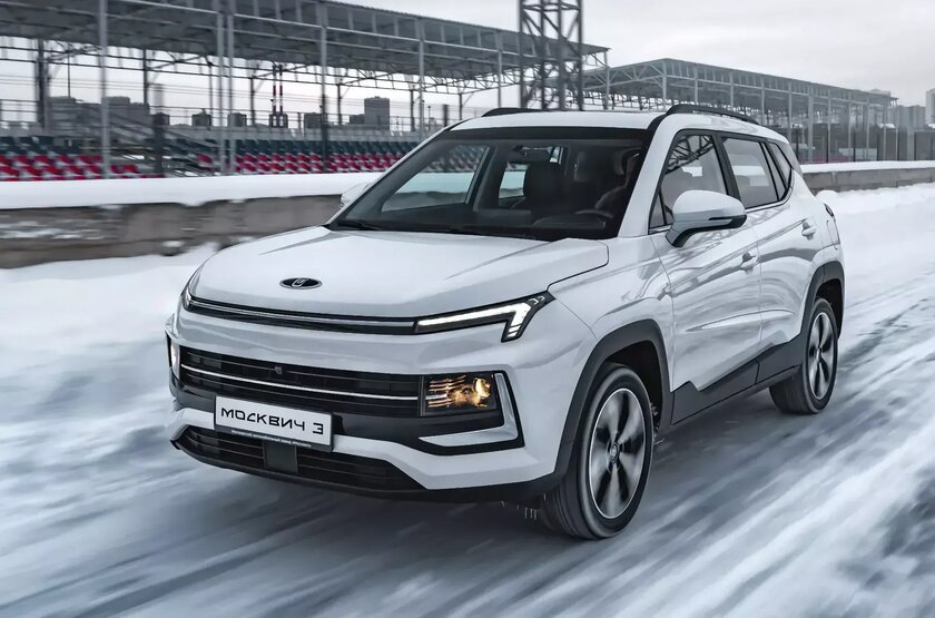Представлена топовая комплектация Москвича 3: цифровая приборка и круговой обзор за 2,25 млн рублей