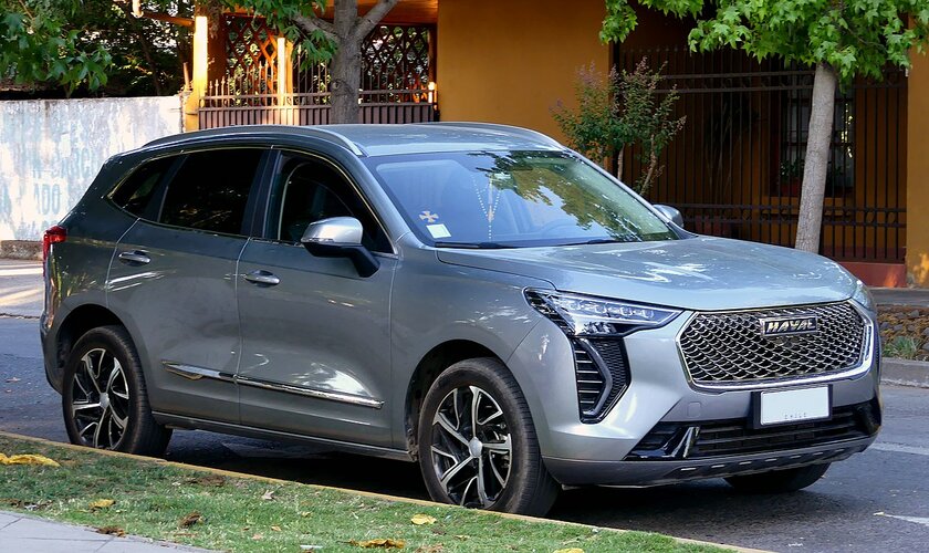 Названы самые популярные кроссоверы России: на первом месте LADA Niva Travel