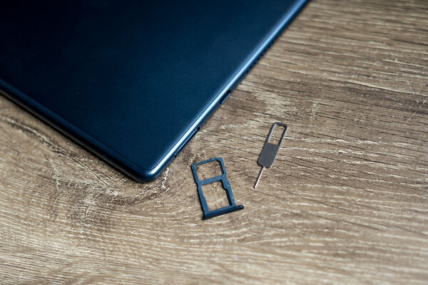 Нашёл хороший, но недорогой планшет для просмотра фильмов. Обзор HONOR Pad X8 — Внешний вид. 7