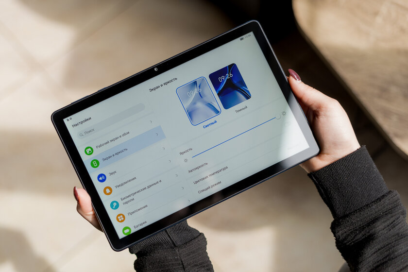 Нашёл хороший, но недорогой планшет для просмотра фильмов. Обзор HONOR Pad X8 — Экран. 2